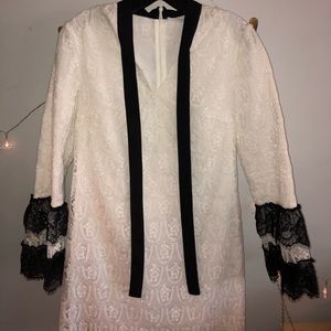 NEVER WORN White lace dress with black accents